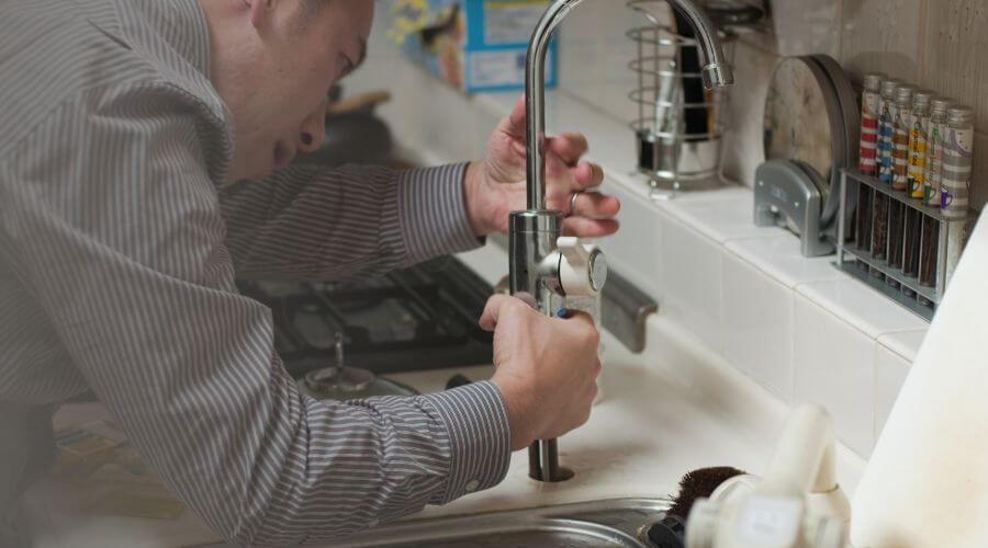 Local expert plumbing services in South Roxana, IL